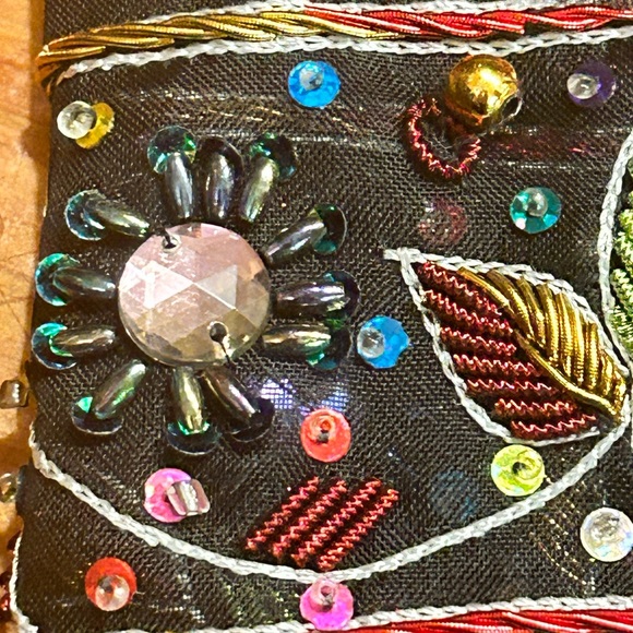 NWT 46” x 4” Organza beaded trim - Picture 7 of 11